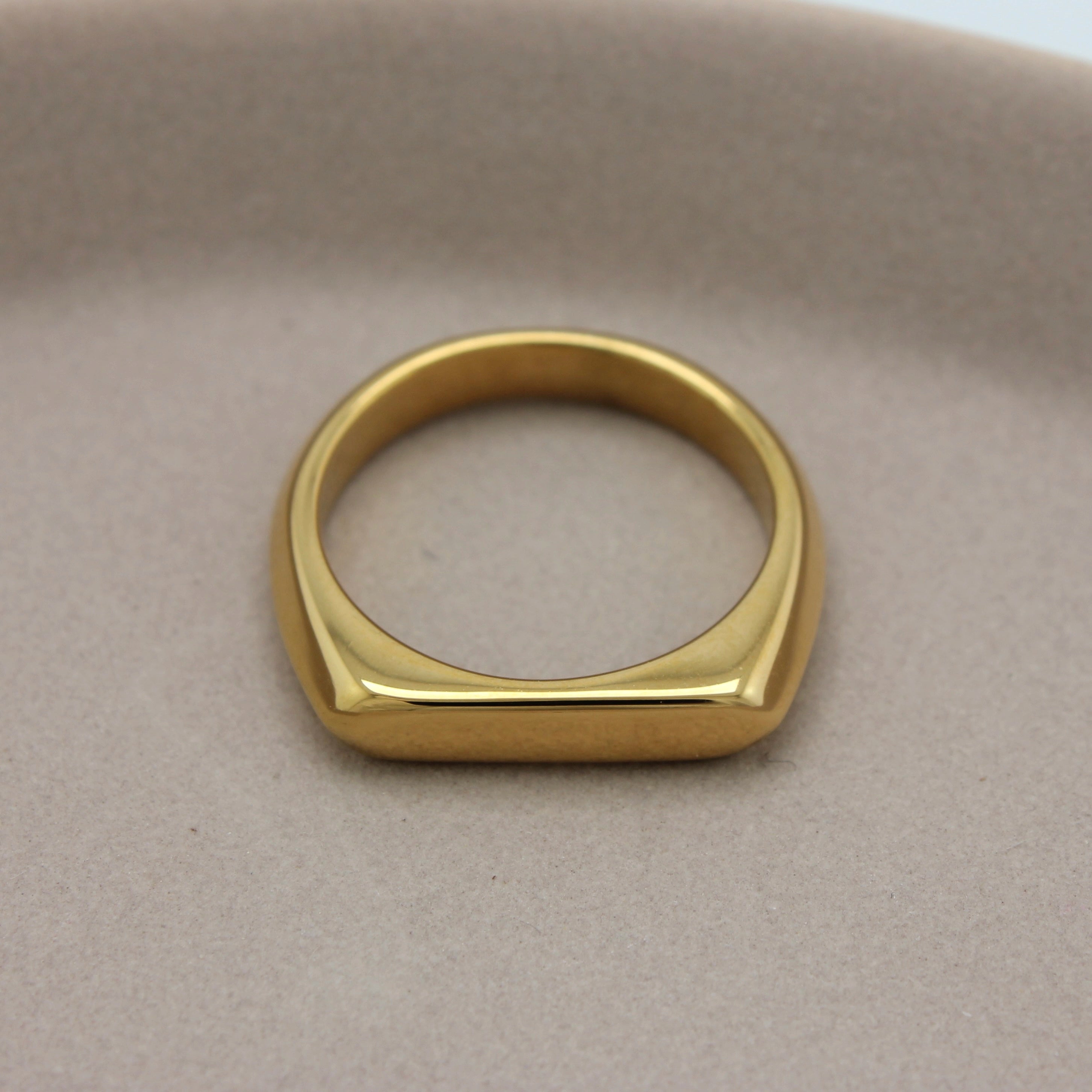 Ring Lou