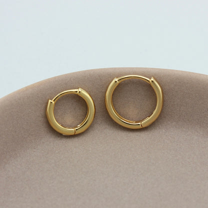 Kleine gouden hoops