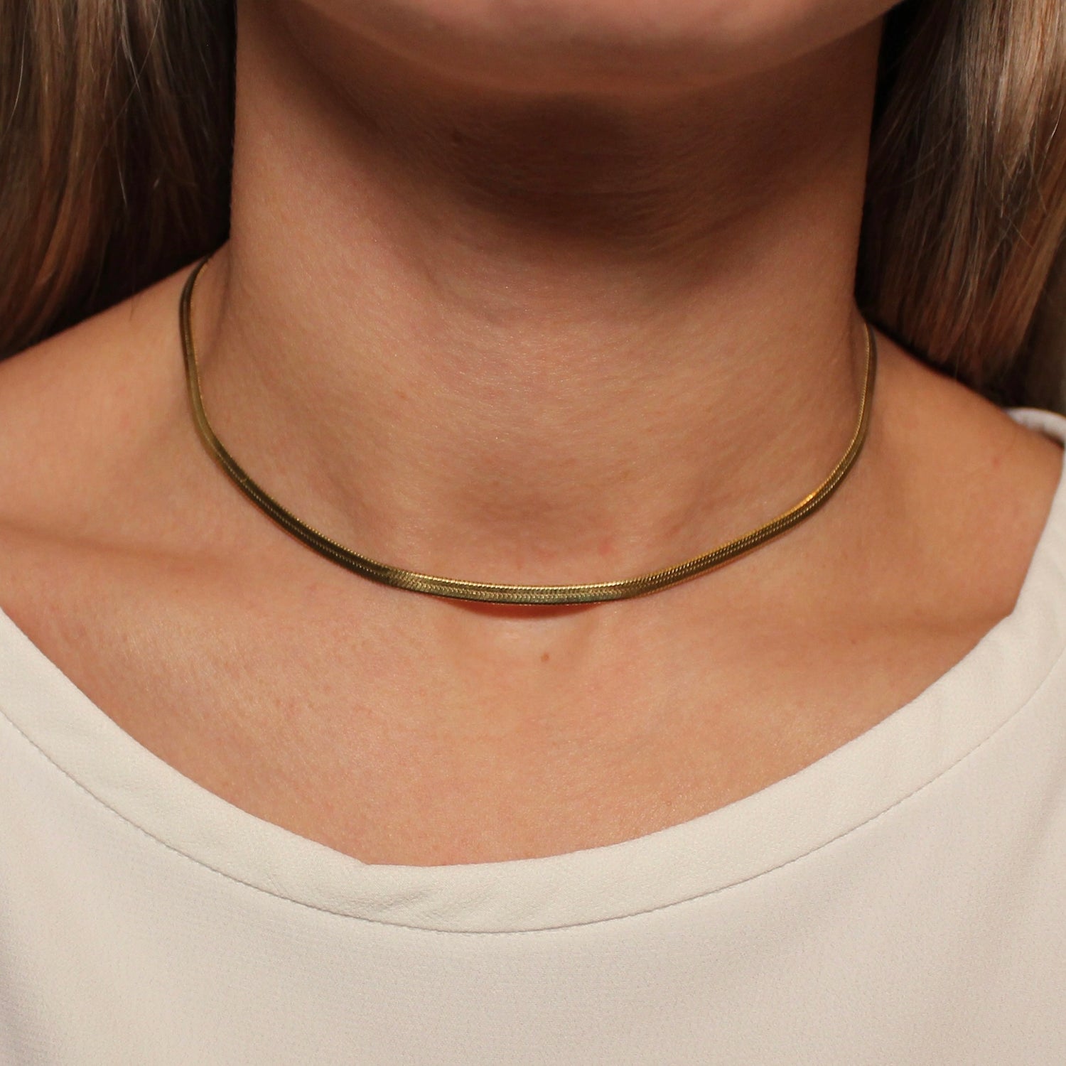 Platte gouden snake ketting choker