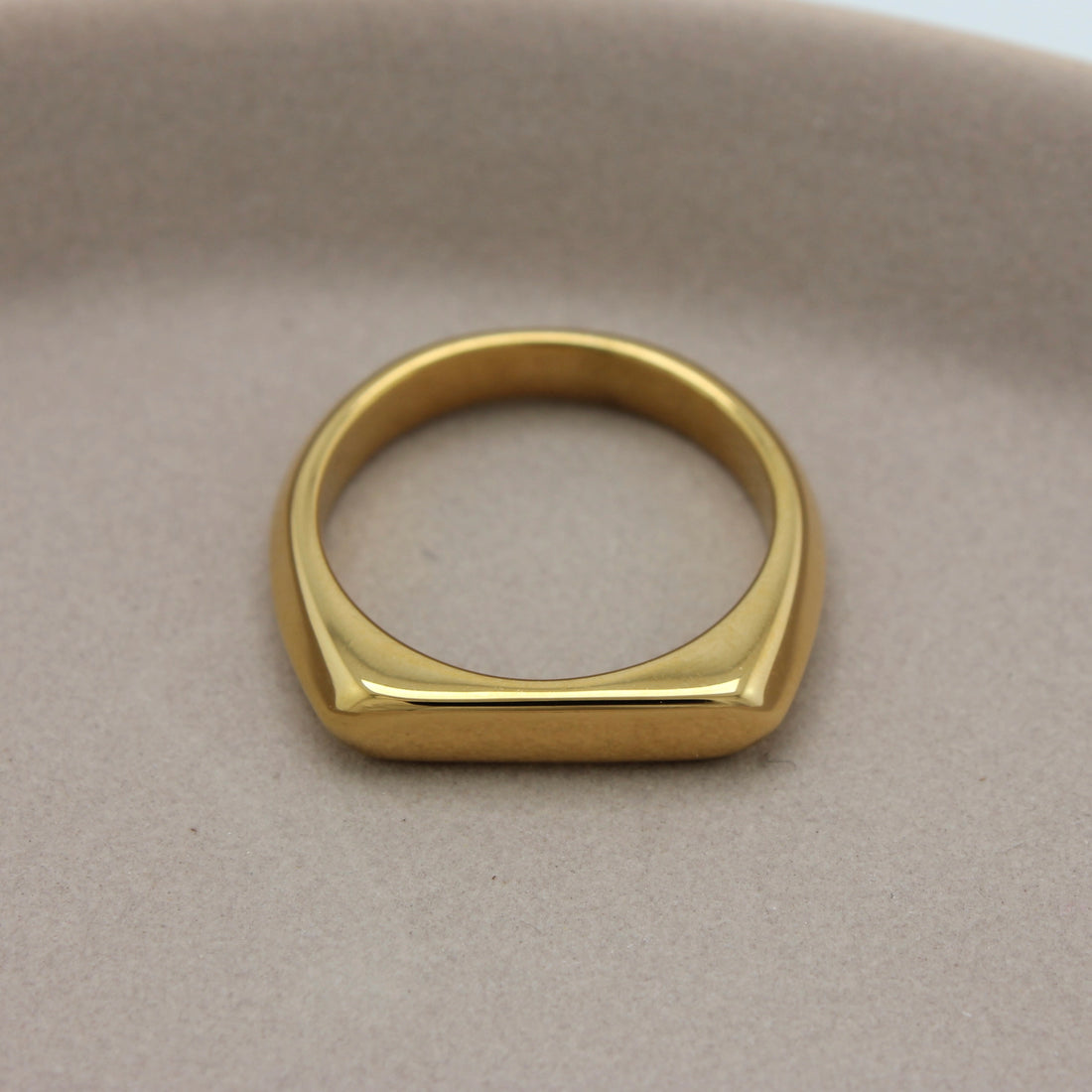 Ring Lou