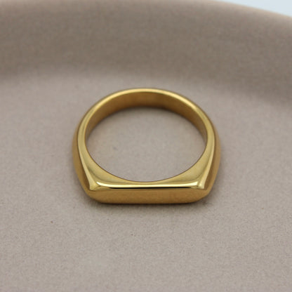 Ring Lou